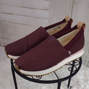 Toms Women's Maroon Slip-On Sneakers Size 11